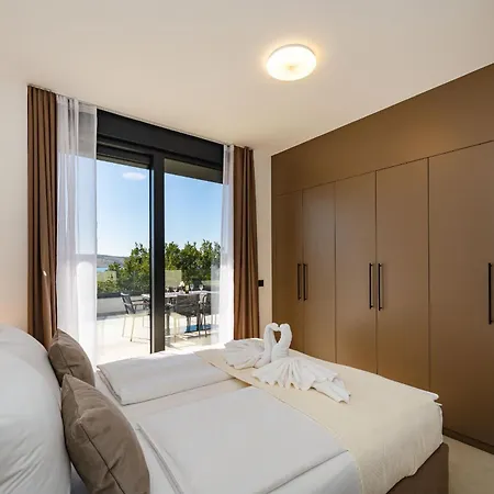 My Dalmatia - Sea View Senti With Private Pool *