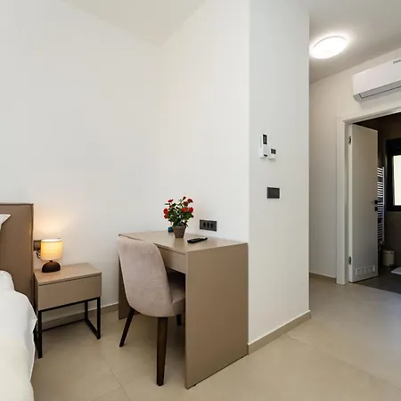My Dalmatia - Sea View Senti With Private Pool 別荘 スタリグラード