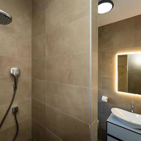 My Dalmatia - Sea View Senti With Private Pool * 斯塔利格拉德-帕克利尼卡