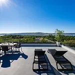 My Dalmatia - Sea View Senti With Private Pool *