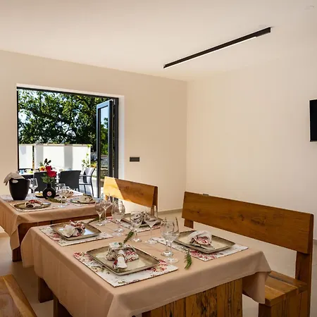 Dom wakacyjny My Dalmatia - Sea View Senti With Private Pool Starigrad Paklenica